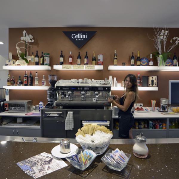 Colibrì caffè bistrot e lounge bar - Viale Boccaccio, 157/AB - Empoli (FI)      