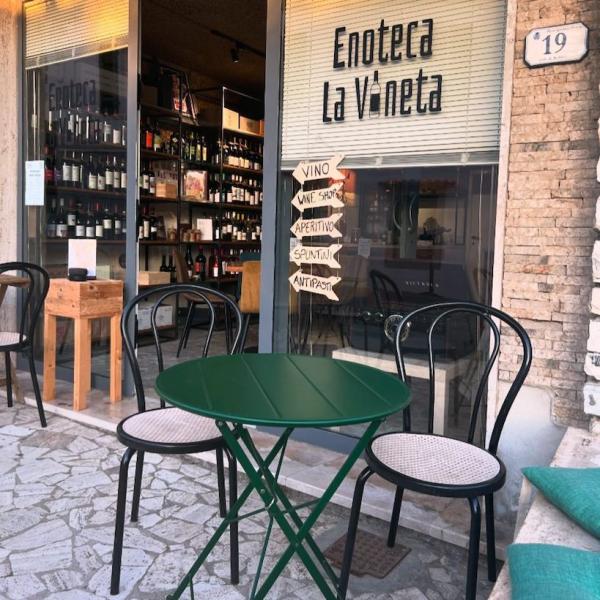 Enoteca La Vineta - 